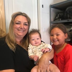 Meet your Posher, Debbie